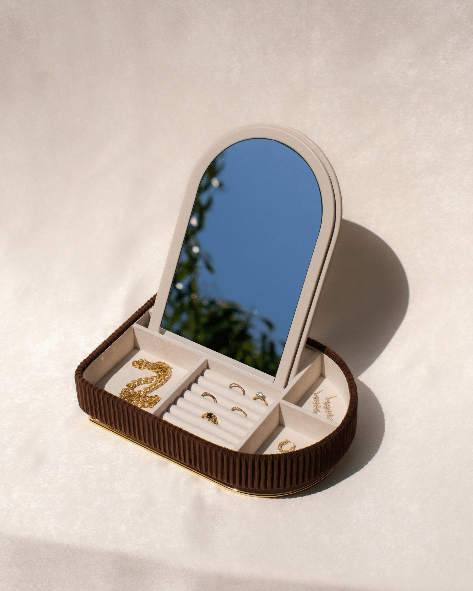 siena jewelry box - Akuasonic