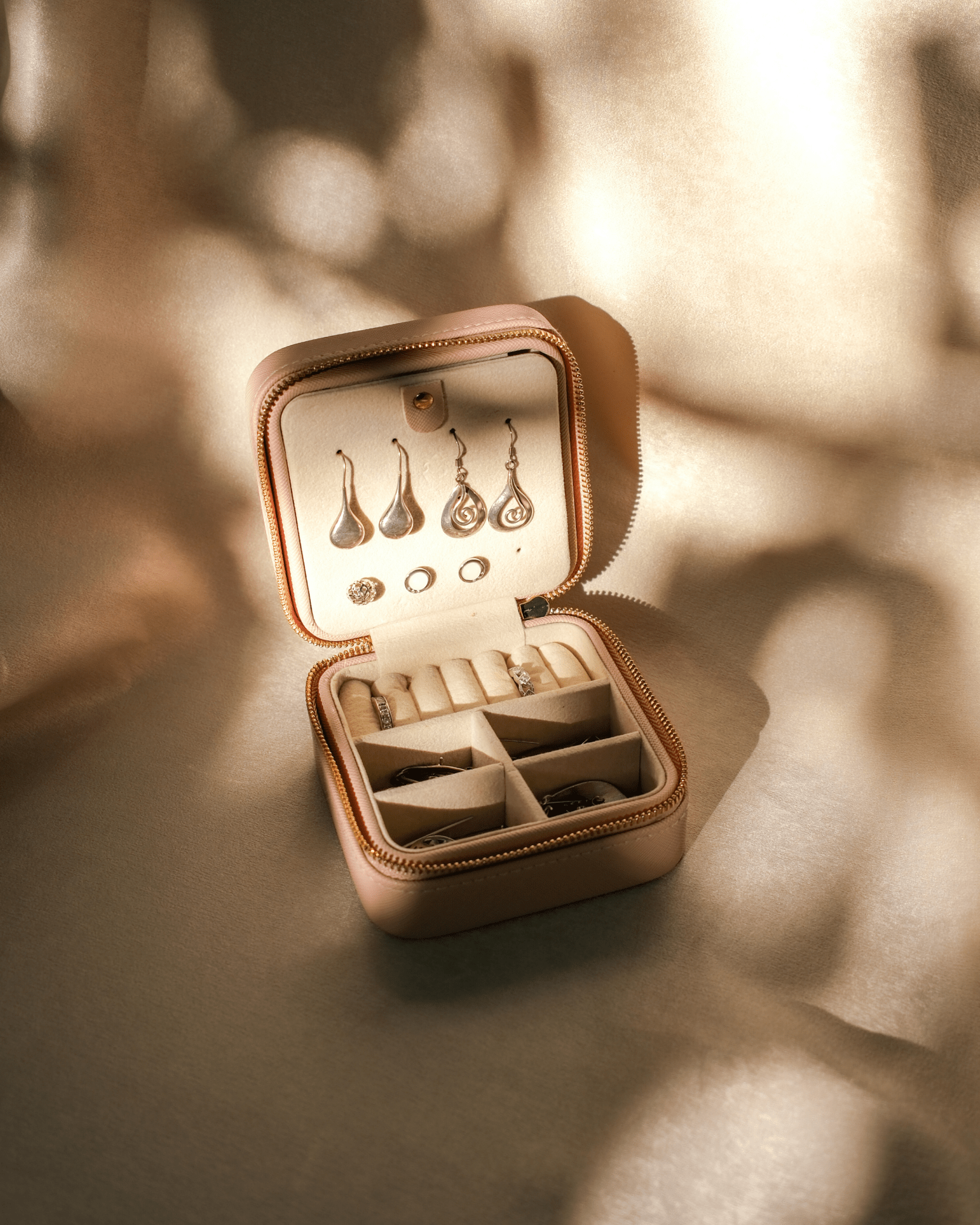 travel jewelry case - Akuasonic
