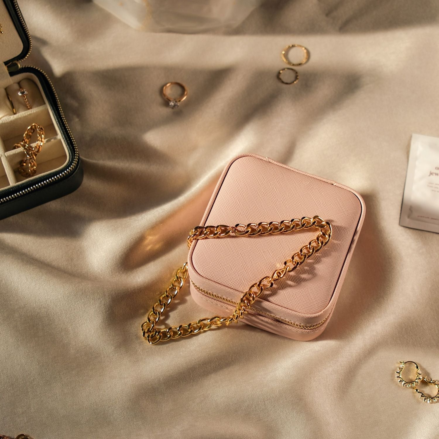 travel jewelry case